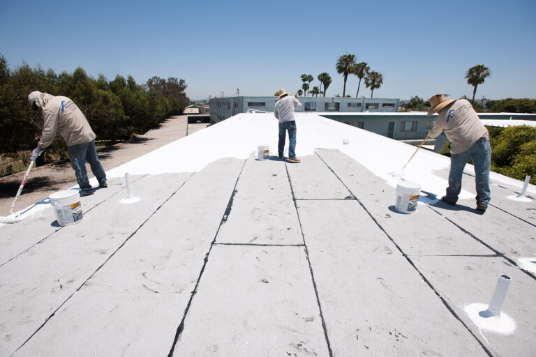 Heat-Resistant Roof Coatings: Protecting Buildings from the Sun